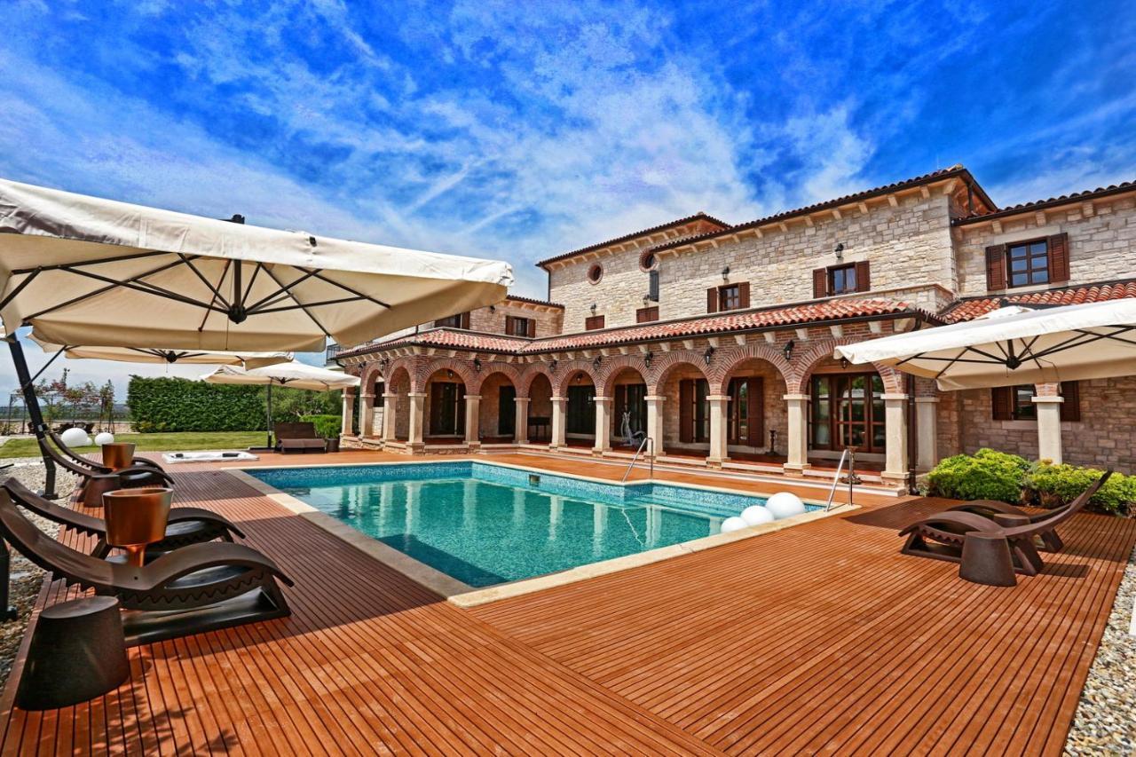 Villa Carolus-Luxurious Istrian Villa Barat  Luaran gambar