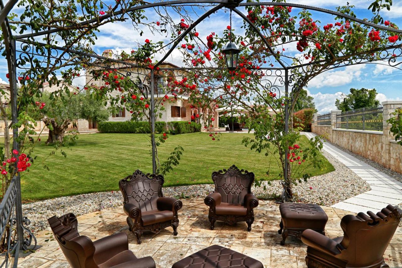Villa Carolus-Luxurious Istrian Villa Barat  Luaran gambar