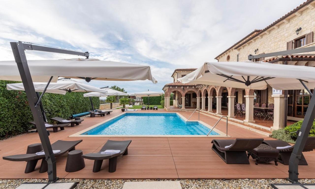 Villa Carolus-Luxurious Istrian Villa Barat  Luaran gambar