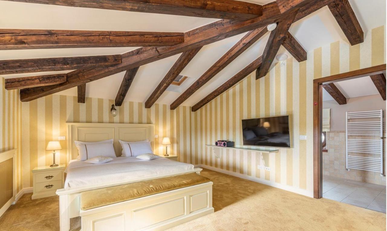 Villa Carolus-Luxurious Istrian Villa Barat  Luaran gambar