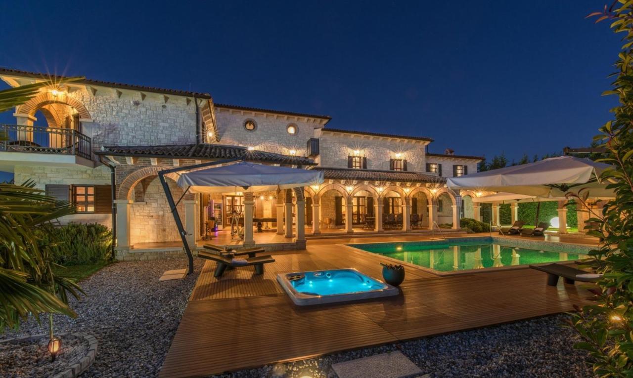 Villa Carolus-Luxurious Istrian Villa Barat  Luaran gambar