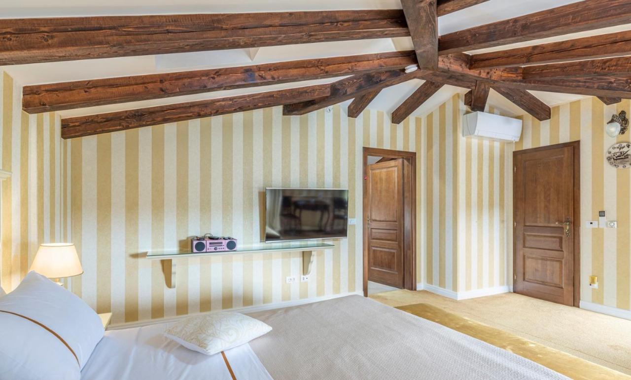 Villa Carolus-Luxurious Istrian Villa Barat  Luaran gambar